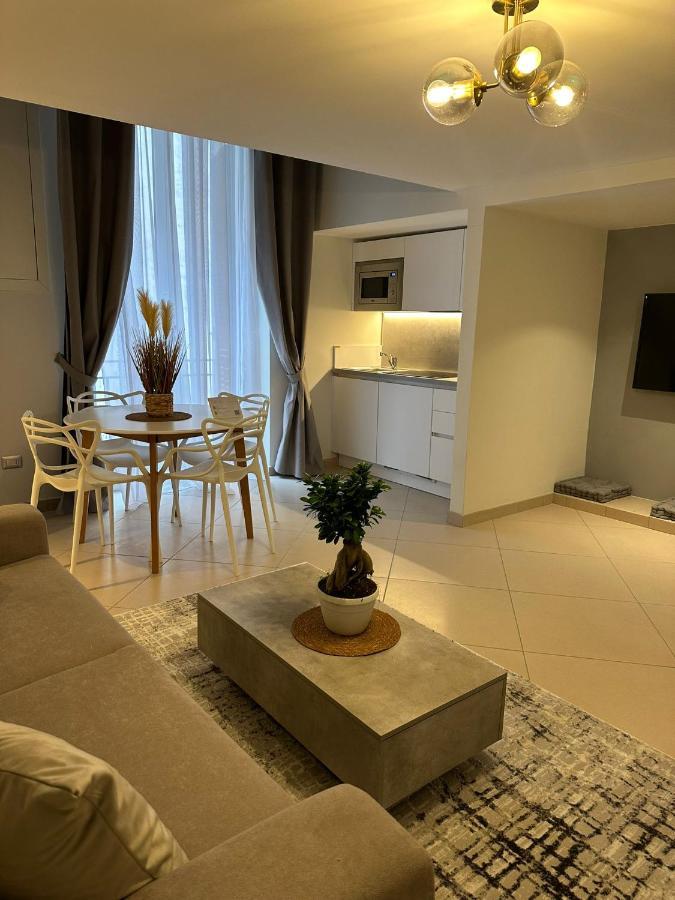 Palazzorefici Napels Buitenkant foto